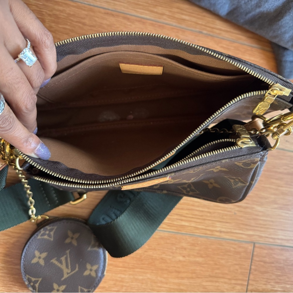 Louis Vuitton Multi Pochette Accessoires - Picture 4 of 5